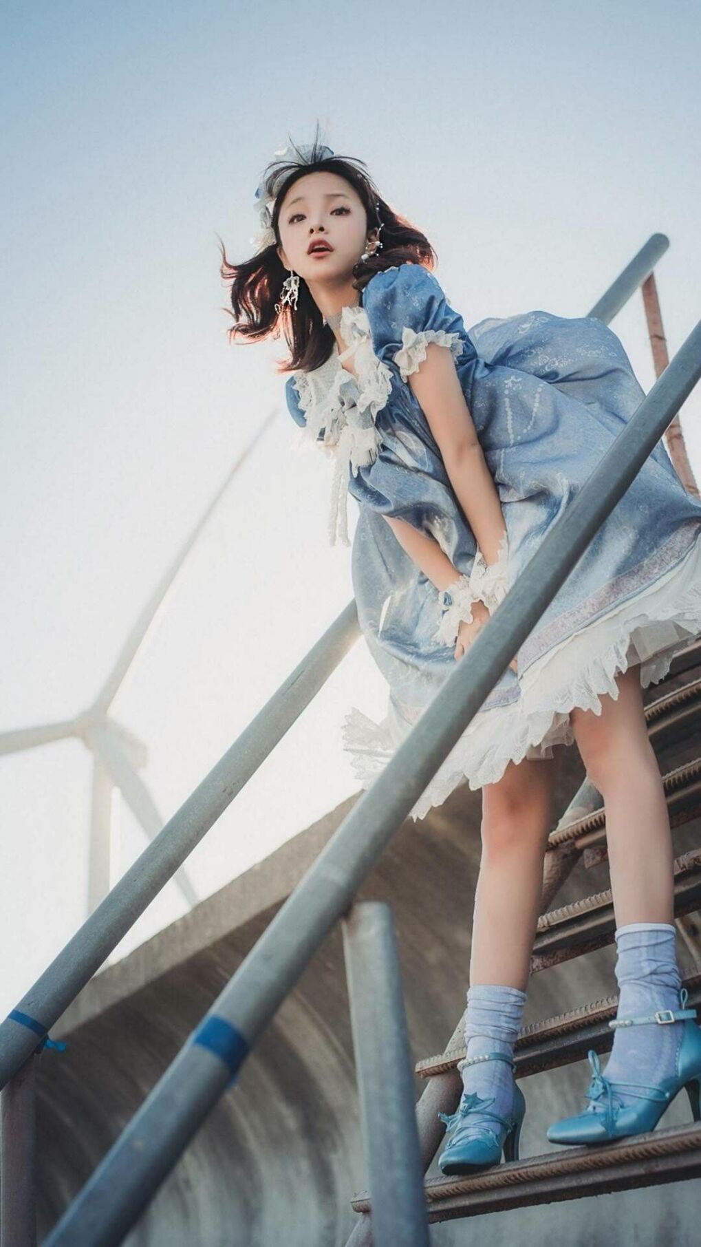 绿茵场边最速客,F1巴林揭幕战之夜,为何全场目光都给了孙兴慜?